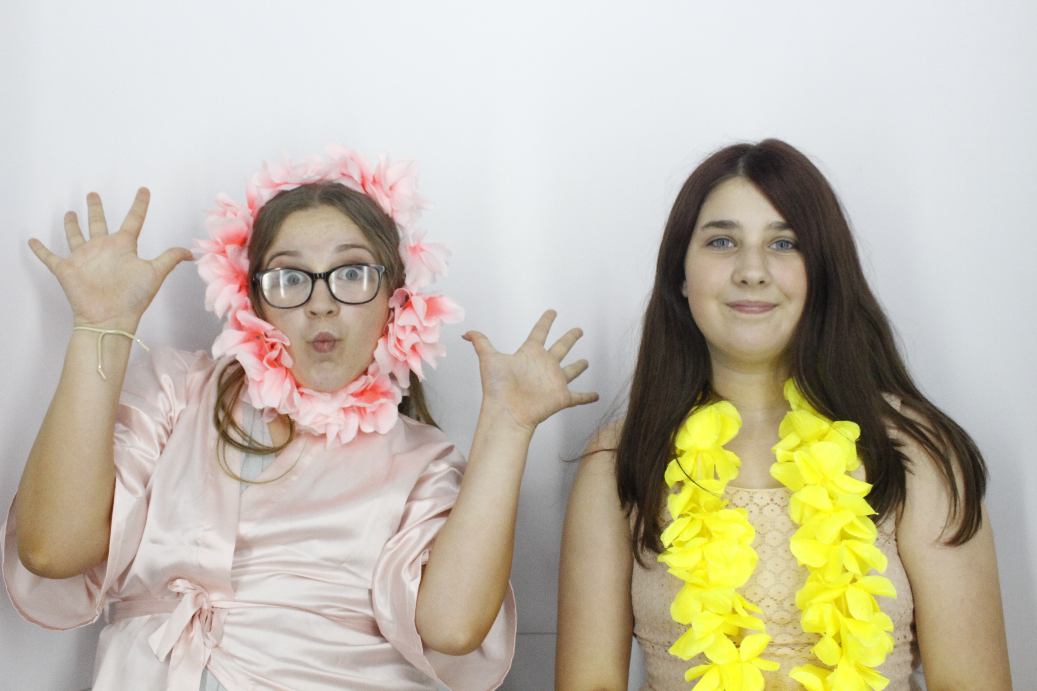 Sam & Rachel's Wedding | View more photos from the event at gallery.myphotoboothexperience.co.uk/u/MyPhotoBoothExperienceLtd/Sam-Rachels-Wedding